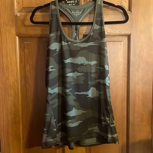 Athleta camo tank green medium